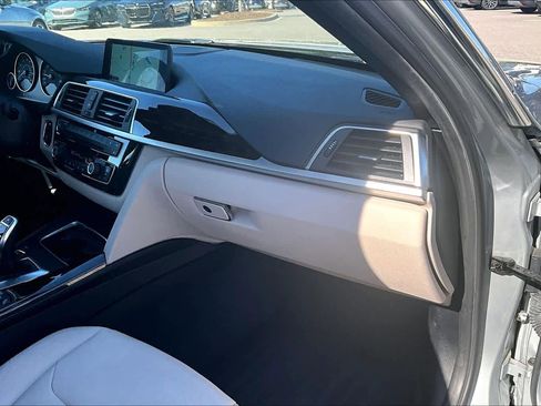 Used 2016 BMW 328i Sedan image 18