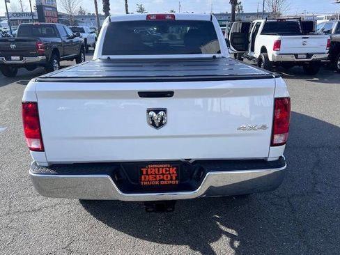 Used 2013 RAM 2500 Tradesman w/ Chrome Appearance Group image 6