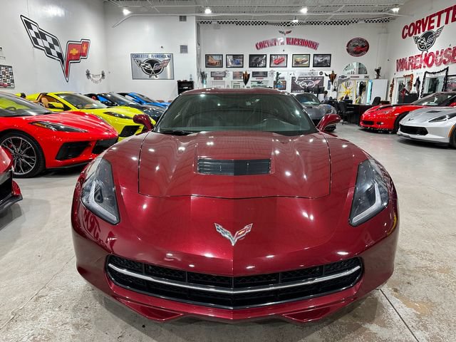Used 2017 Chevrolet Corvette Stingray Coupe w/ 1LT RWD image 4
