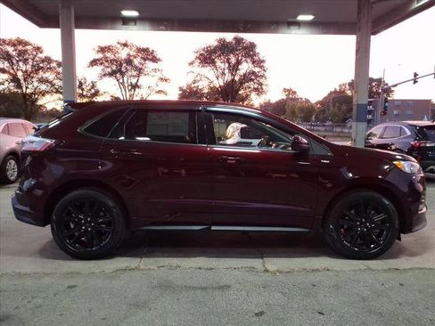 Certified 2022 Ford Edge ST-Line w/ Class II Trailer Tow Package image 2