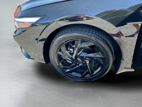 New 2026 Hyundai Elantra Sport FWD image 21