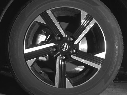 Used 2025 Nissan Sentra SV FWD image 12