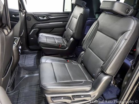 Used 2021 GMC Yukon XL Denali w/ LPO, Illumination Package AWD/4WD image 16