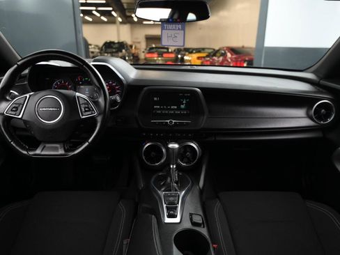 Used 2018 Chevrolet Camaro LT image 21