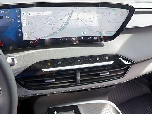 New 2026 Buick Enclave Sport Touring w/ Super Cruise Package image 13