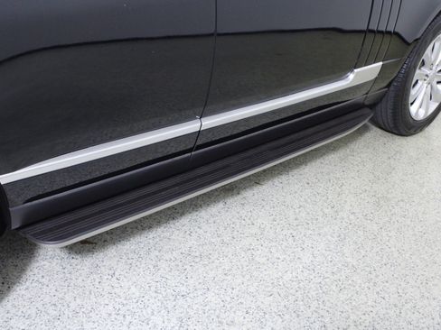 Used 2016 Land Rover Range Rover HSE image 8