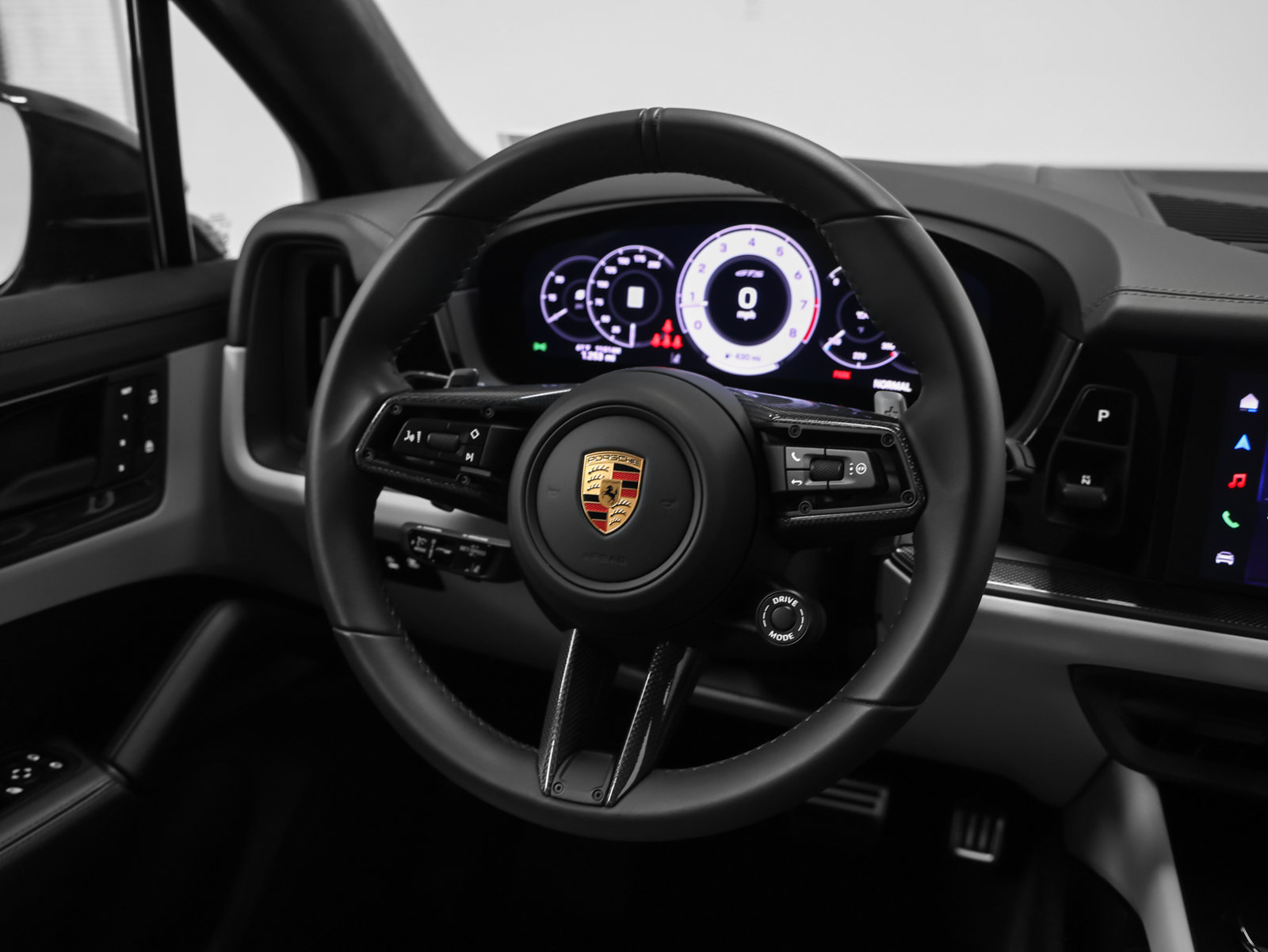 Certified 2026 Porsche Cayenne GTS AWD/4WD image 35