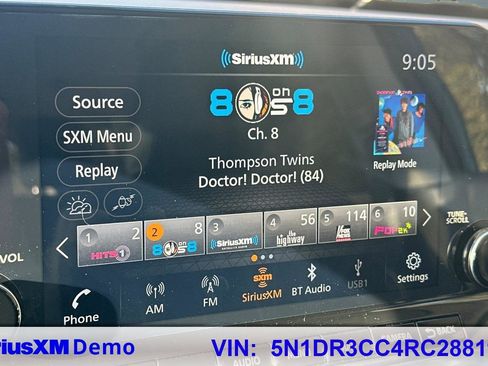 Used 2024 Nissan Pathfinder SL image 37