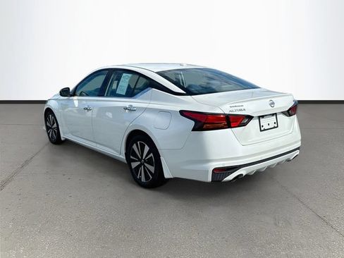 Used 2019 Nissan Altima 2.5 SV FWD image 25