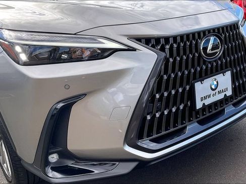 Used 2025 Lexus NX 350h AWD w/ Premium Package image 28