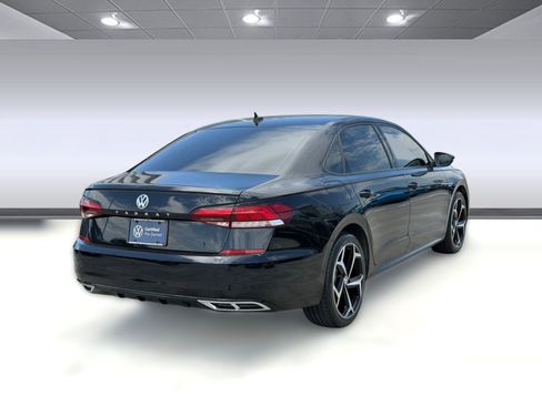 Used 2022 Volkswagen Passat 2.0T R-Line FWD image 9