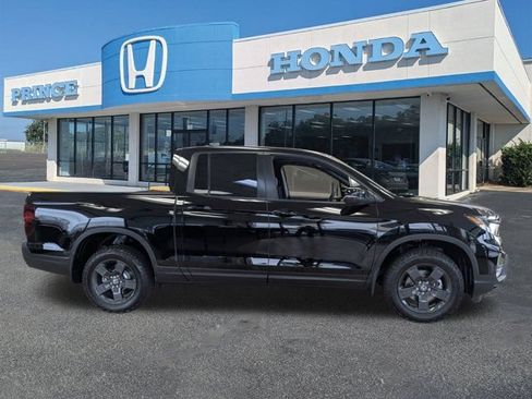 New 2026 Honda Ridgeline TrailSport image 3