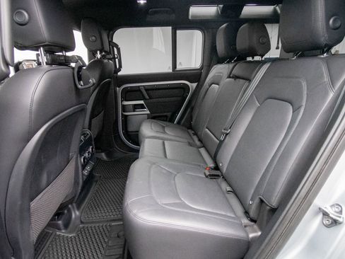 Used 2023 Land Rover Defender 110 S AWD/4WD image 32