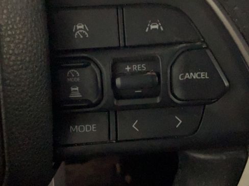 Used 2026 Toyota 4Runner Limited AWD/4WD image 16