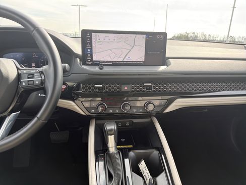 Used 2023 Honda Accord Touring image 30