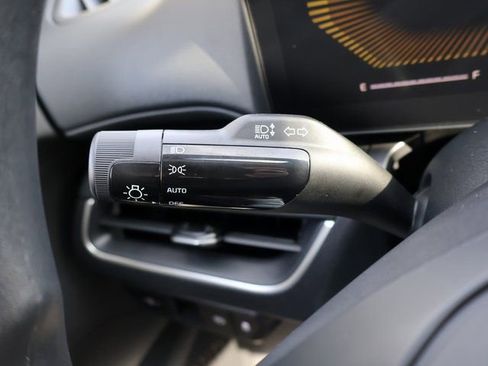 New 2025 Kia K4 LXS image 32