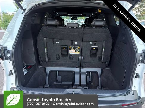 Used 2026 Toyota Sienna XLE Woodland Edition AWD/4WD image 18