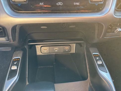 Used 2021 Kia Sorento S w/ Panoramic Sunroof Package image 31