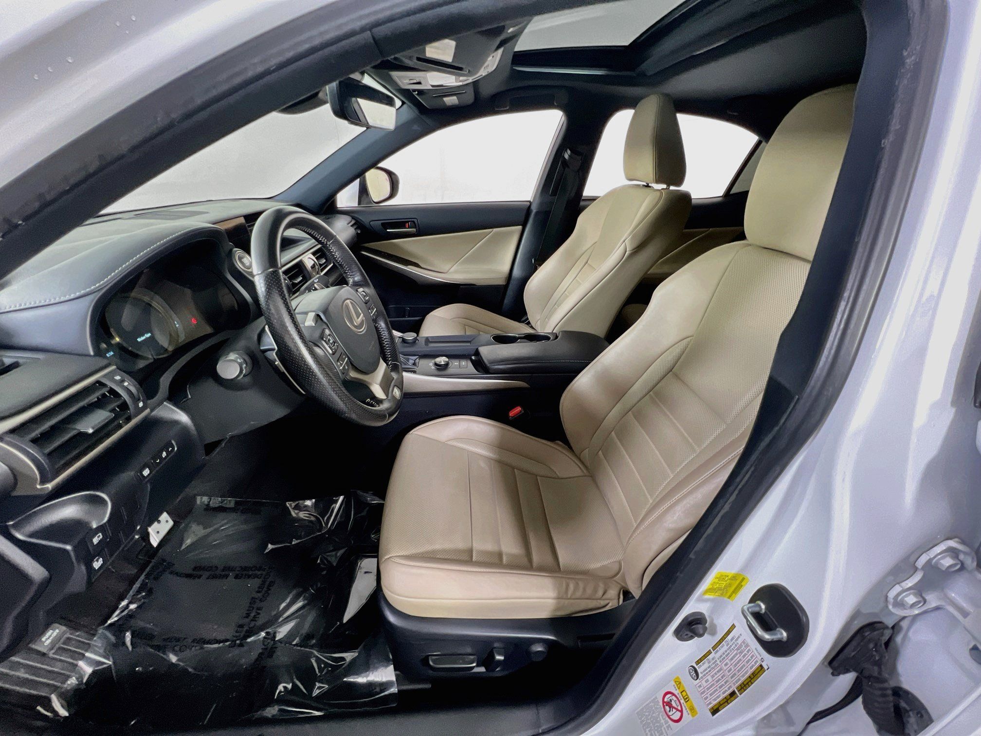 Used 2019 Lexus IS 300 F Sport w/ F Sport Package AWD/4WD image 20