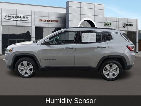 Used 2022 Jeep Compass Latitude w/ Convenience Group image 8