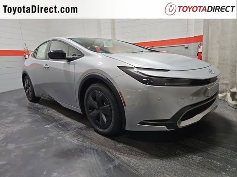 New 2026 Toyota Prius Plug-In Hybrid FWD image 1