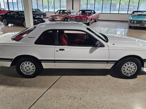 Used 1988 Ford Thunderbird image 36