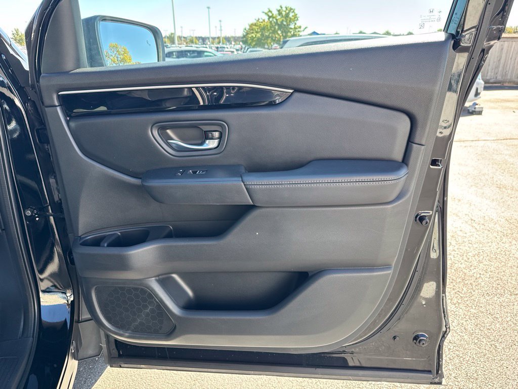 Used 2023 Honda Pilot Touring image 41