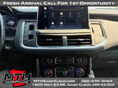 Used 2022 Chevrolet Suburban Z71 w/ Off-Road Capability Package AWD/4WD image 12