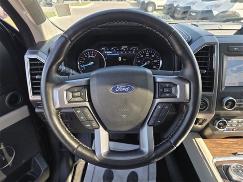 Used 2020 Ford Expedition Platinum image 29