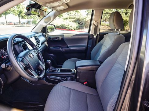 Certified 2023 Toyota Tacoma SR image 22