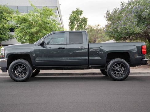 Used 2017 Chevrolet Silverado 1500 LT w/ All Star Edition AWD/4WD image 2