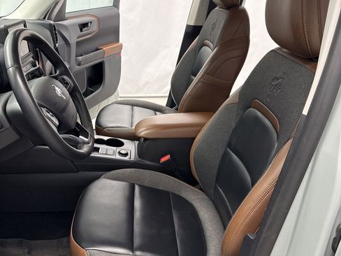 Used 2024 Ford Bronco Sport Outer Banks w/ Tech Package image 9