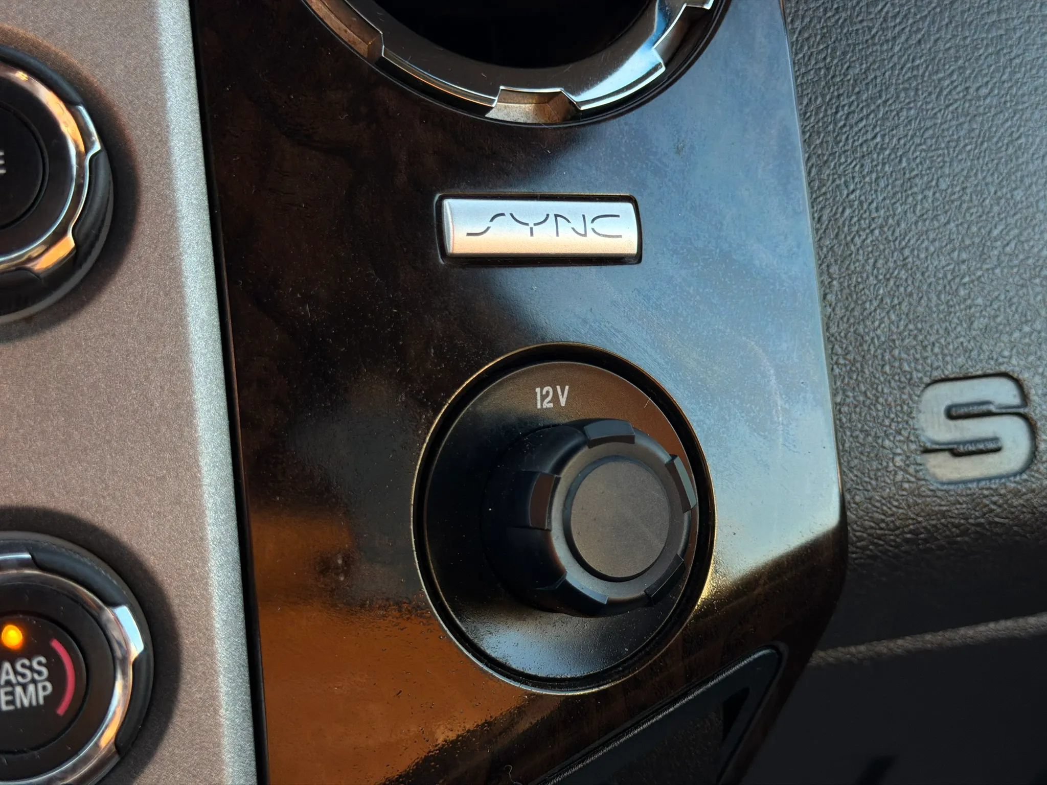 Used 2015 Ford F350 Platinum AWD/4WD image 37
