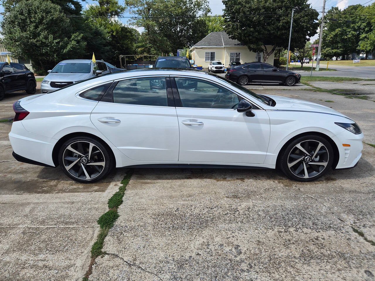 Used 2022 Hyundai Sonata SEL Plus w/ Preferred Accessory Package FWD image 18
