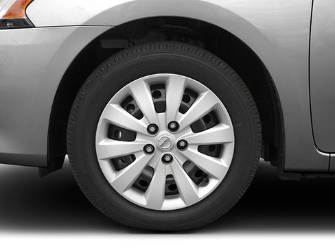 Used 2014 Nissan Sentra SR w/ Premium Package FWD image 14