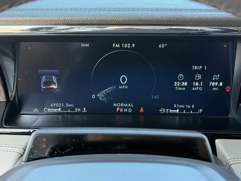 Used 2023 Lincoln Navigator Reserve image 33