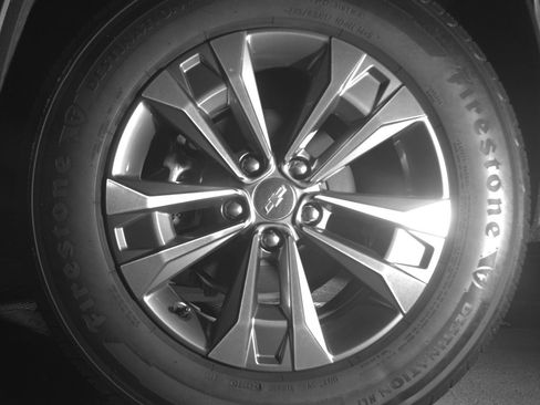 Used 2025 Chevrolet Equinox LT image 14