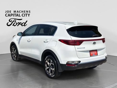 Used 2021 Kia Sportage LX AWD/4WD image 6