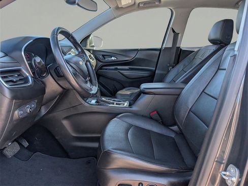 Used 2020 Chevrolet Equinox Premier w/ Premier True North Edition image 17