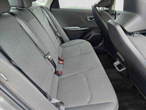 Used 2025 Kia K4 FWD image 17