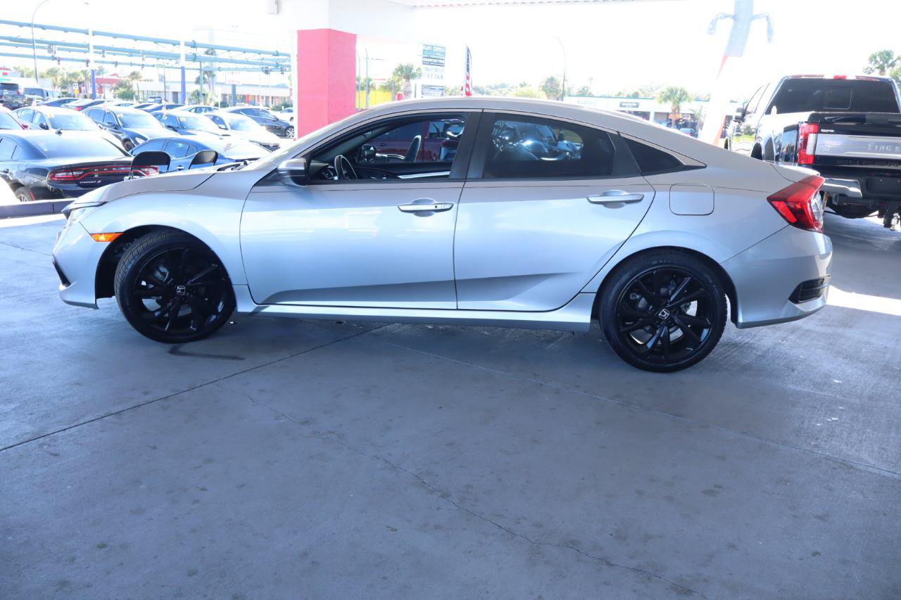 Used 2019 Honda Civic Sport image 10