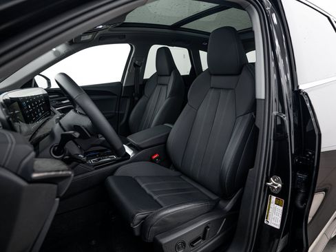 Used 2025 Audi Q5 Premium Plus w/ Premium Plus AWD/4WD image 16