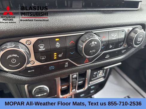 Used 2025 Jeep Wrangler Unlimited Sport S 4xe AWD/4WD image 31