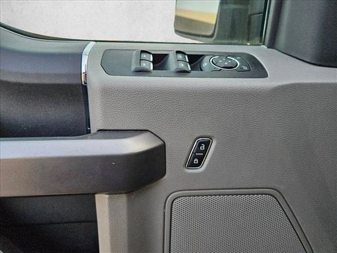 Used 2019 Ford F150 XLT AWD/4WD image 23