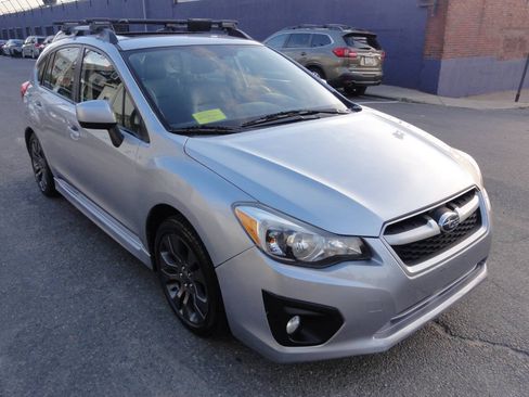 Used 2013 Subaru Impreza 2.0i Sport Premium AWD/4WD image 2