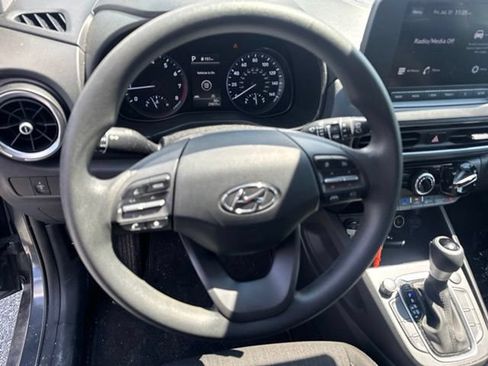 Used 2023 Hyundai Kona SEL AWD/4WD image 11