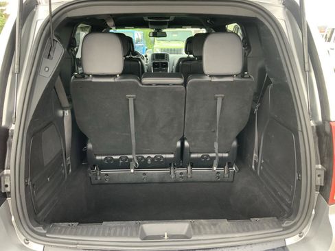 Used 2020 Dodge Grand Caravan GT FWD image 10