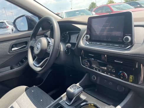 Used 2021 Nissan Rogue SV FWD image 30