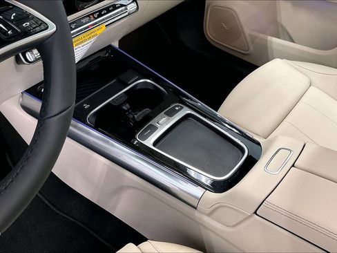 New 2026 Mercedes-Benz GLA 250 GLA 250 image 7