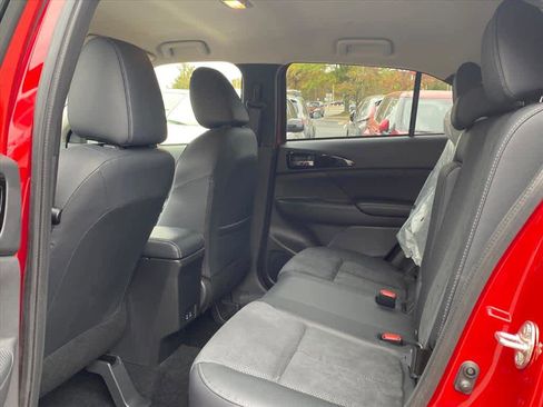 New 2026 Mitsubishi Eclipse Cross SE image 11